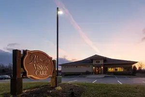 Miamisburg Vision Care exterior sign and building