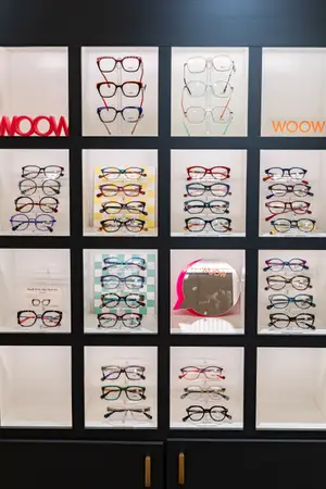 Generate concise alt text for accessibility purposes for this image.